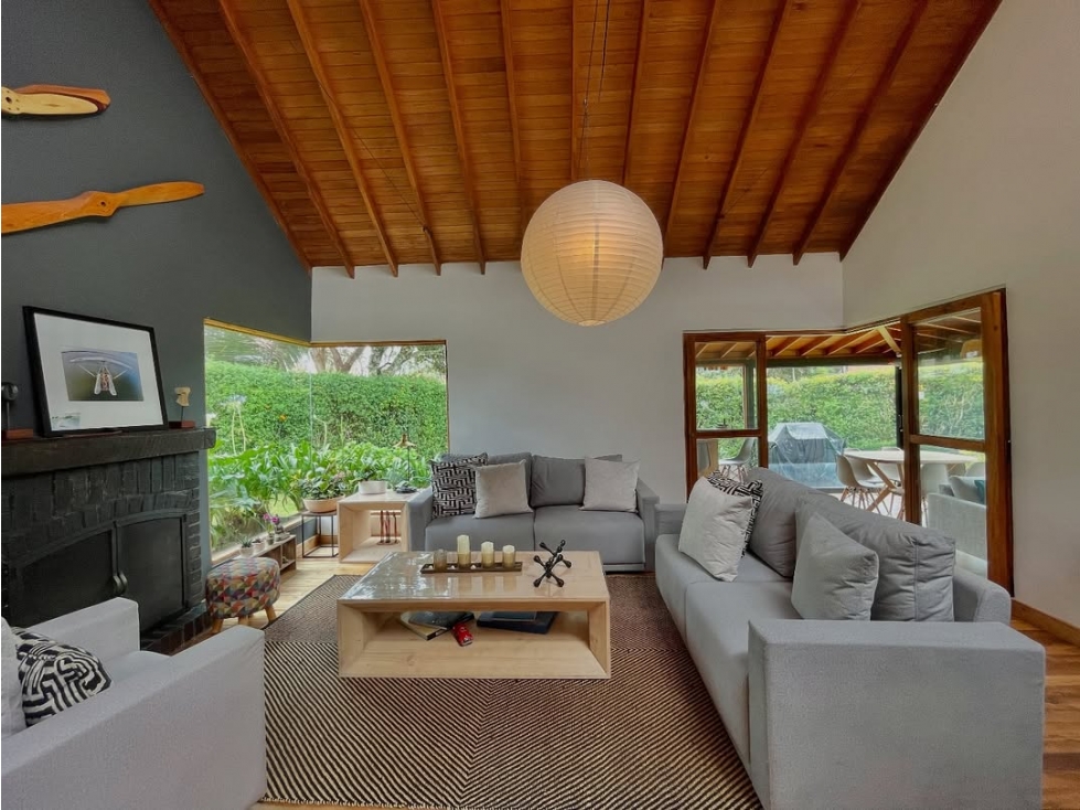 CASA CAMPESTRE EN EL ALTO DE LAS PALMAS (INDIANA) — foto 3