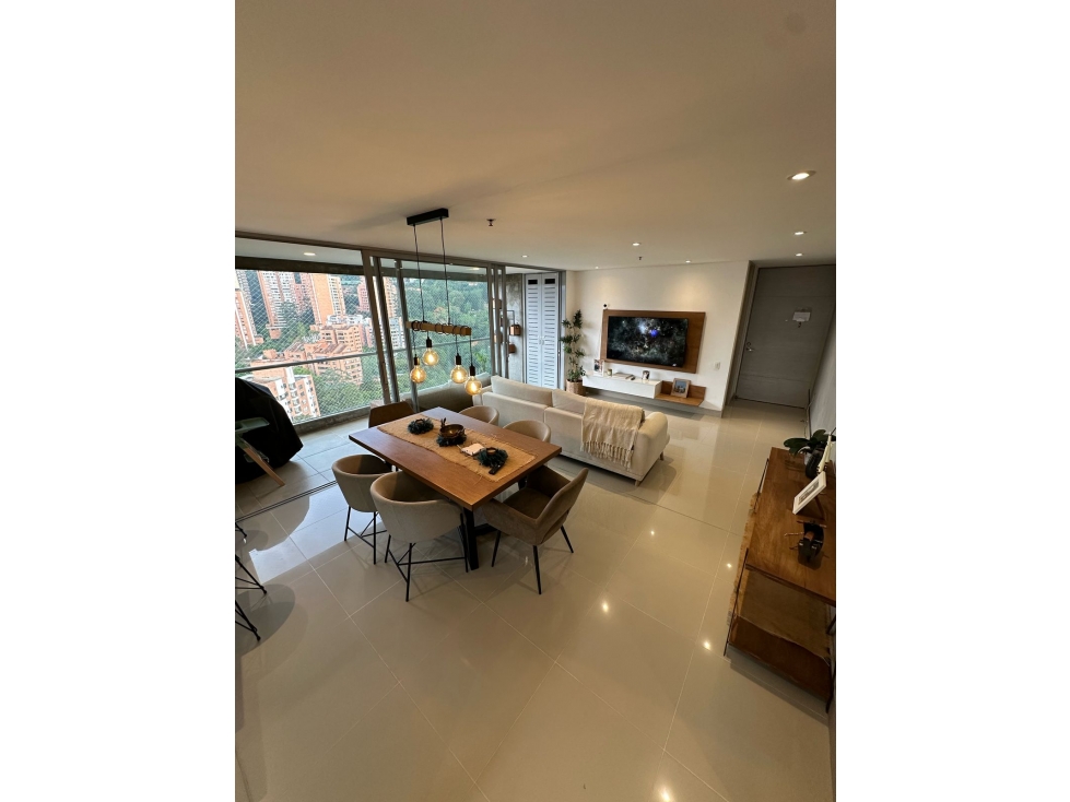APARTAMENTO EN PROVENZA PARA VENTA