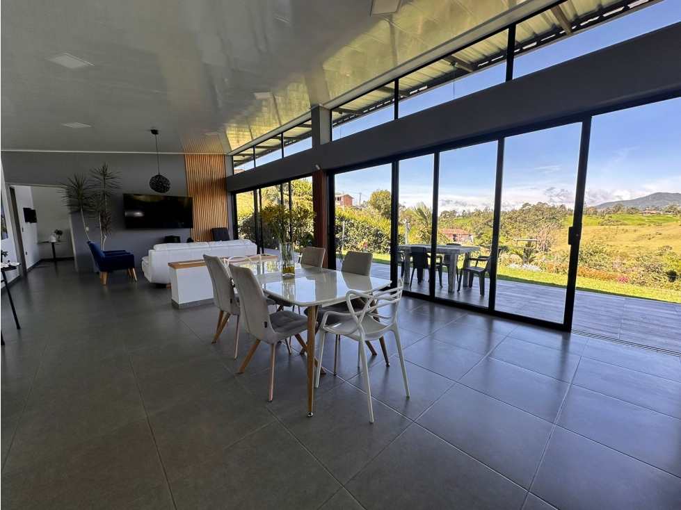 CASA CAMPESTRE EN EL CARMEN — foto 2
