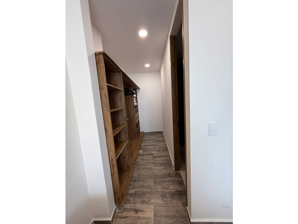 VENTA DE APARTASUITE DE RENTA CORTA EN CERRITOS MALL — foto 4