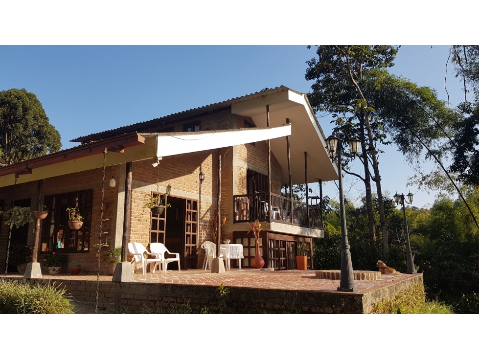 VENTA DE CASA CAMPESTRE