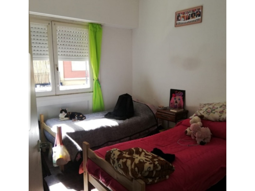 3 AMBIENTES CON DEPENDENCIA MORENO 2200 - 1