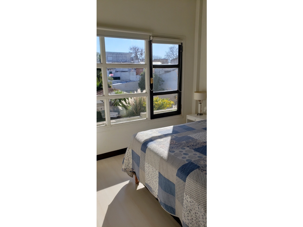 AMPLIO PISO DE 4 AMBIENTES EXCELENTE OPORTUNIDAD 3 DE FEBRERO 3400 - 1