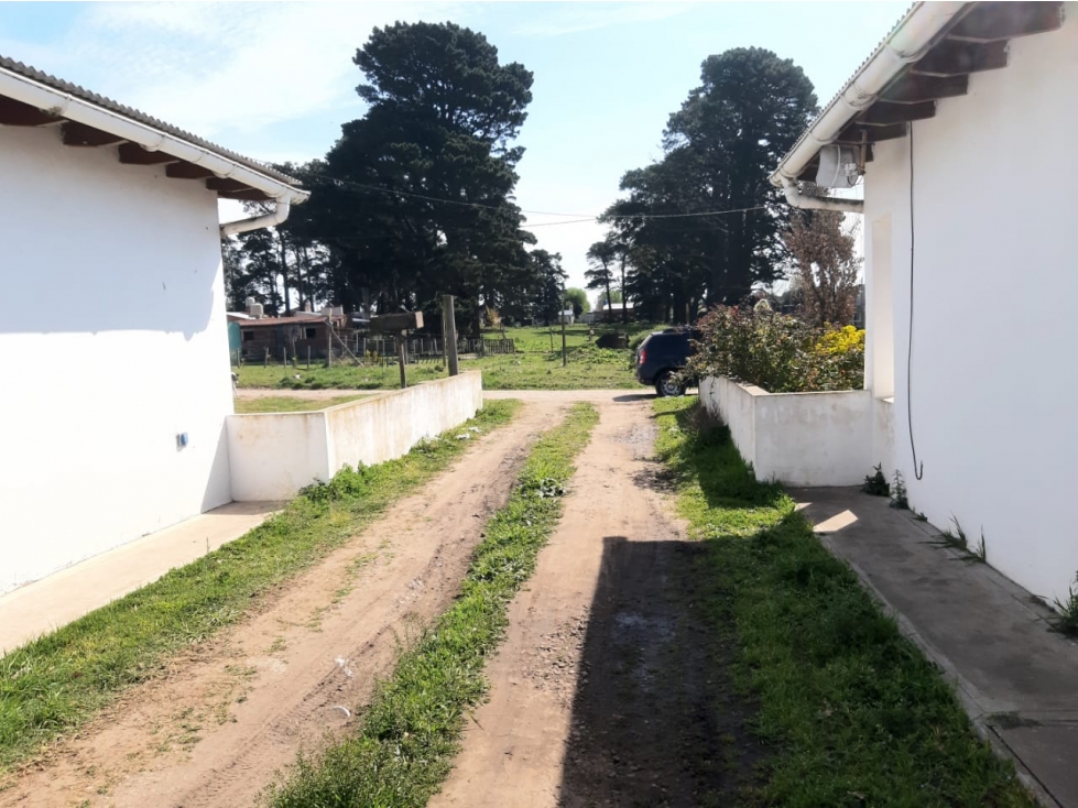 VENTA EN BLOCK 3 CASAS DE 3 AMB EN BARRIO LAS LOMAS CON RENTA — foto 6