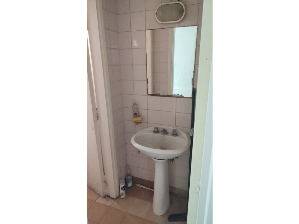 VENTA LOCAL COMERCIAL ZONA TRIBUNALES — foto 6