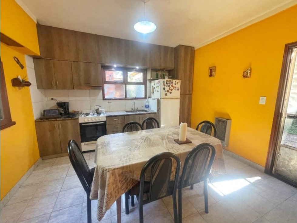 Chalet 3 ambientes en Colina Alegre