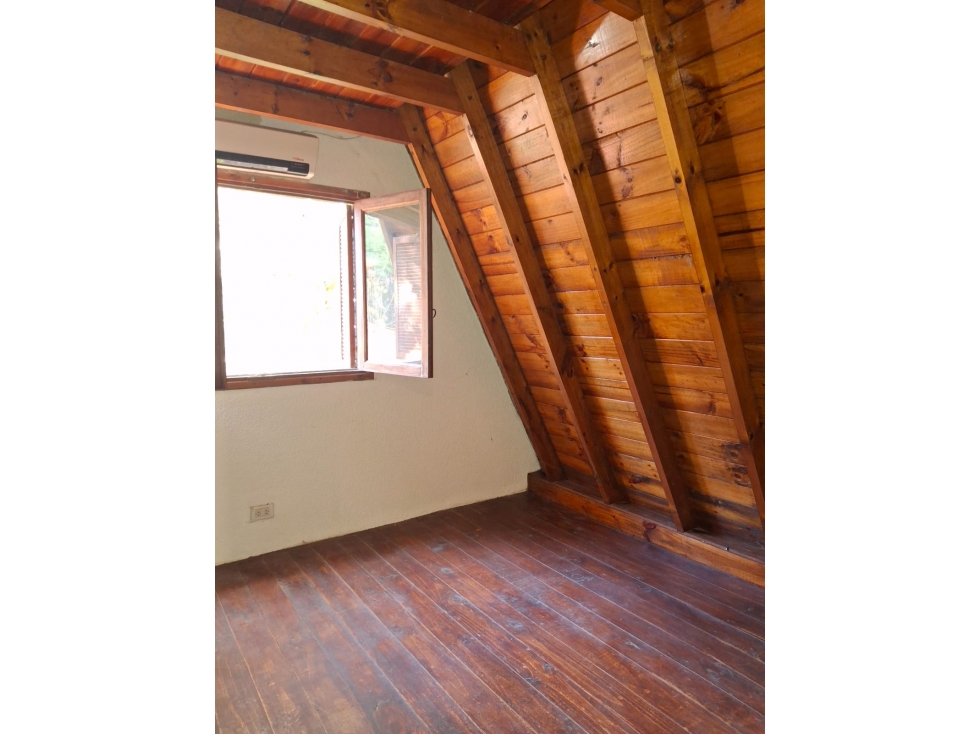 ALQUILER CASA 3 AMBIENTES UBICADA EN EL BOSQUÉ PERALTA RAMOS - 4