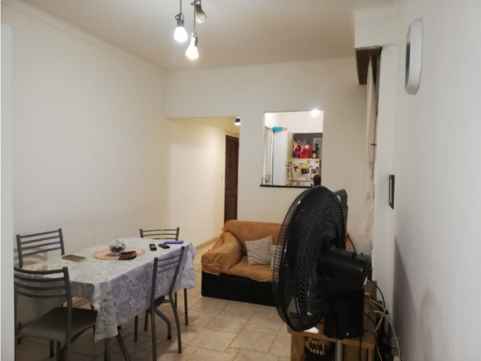 3 AMBIENTES CON DEPENDENCIA MORENO 2200 - 3