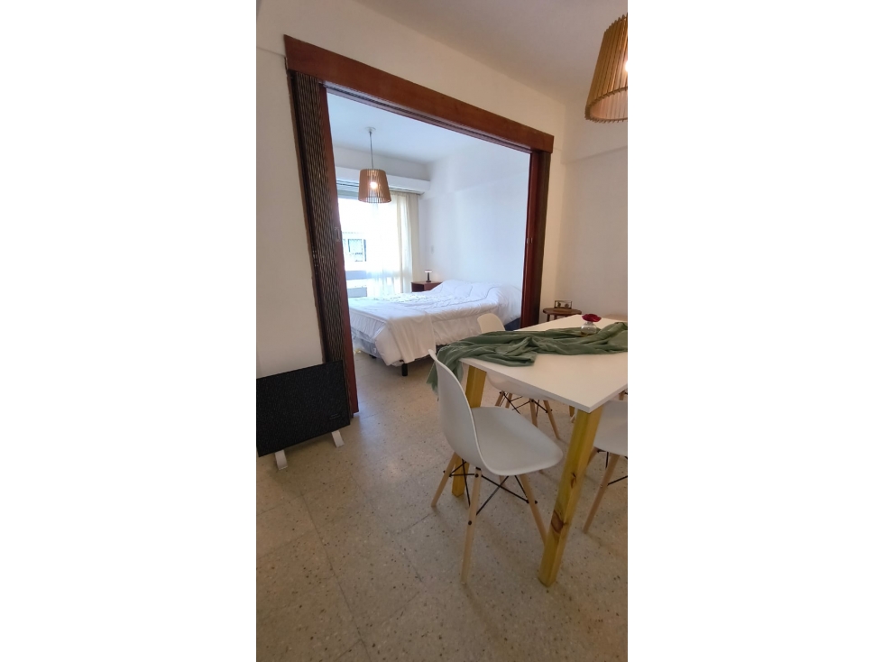 MONOAMBIENTE CON BALCÓN A LA CALLE ZONA ALDREY SARMIENTO 2400 - 4
