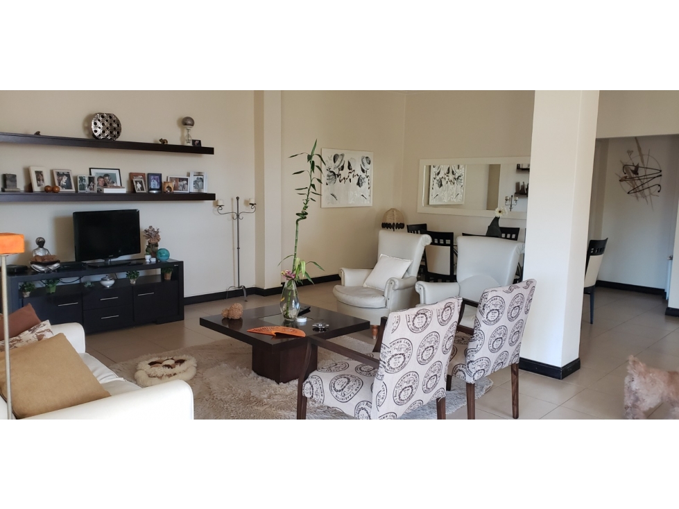 AMPLIO PISO DE 4 AMBIENTES EXCELENTE OPORTUNIDAD 3 DE FEBRERO 3400 - 4