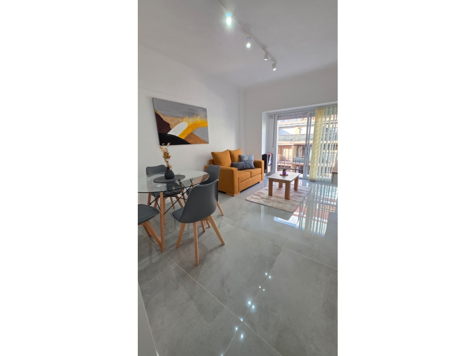 2 AMBIENTES AL FRENTE CON VISTA A PLAZA COLÓN BOLIVAR 2100 - 6