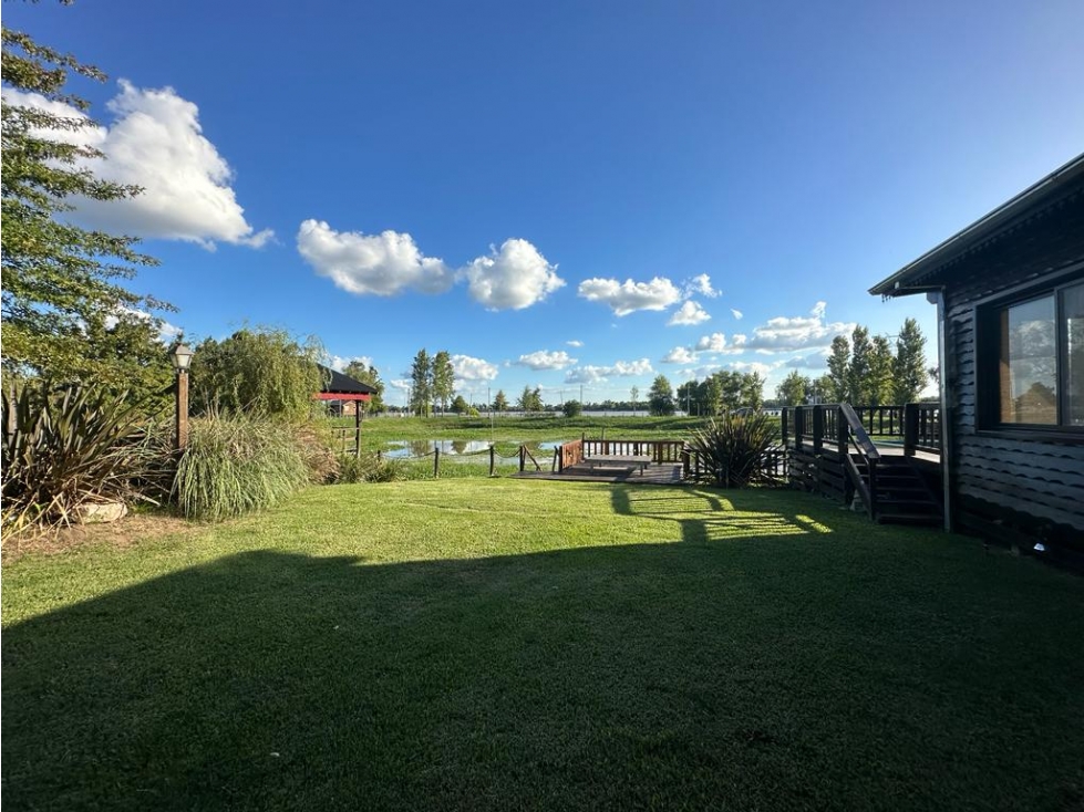 Cabaña a la venta en Barrio Yacht Club Guazu - 2