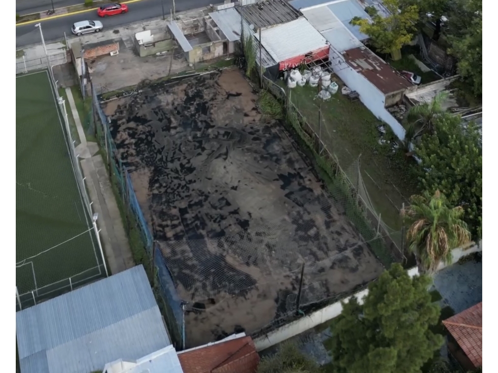 Importante Terreno sobre Av Varela a metros del arco de Campana - 3