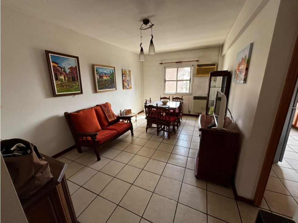 Departamento centrico con dos dormitorios y amoblado en alquiler - 2