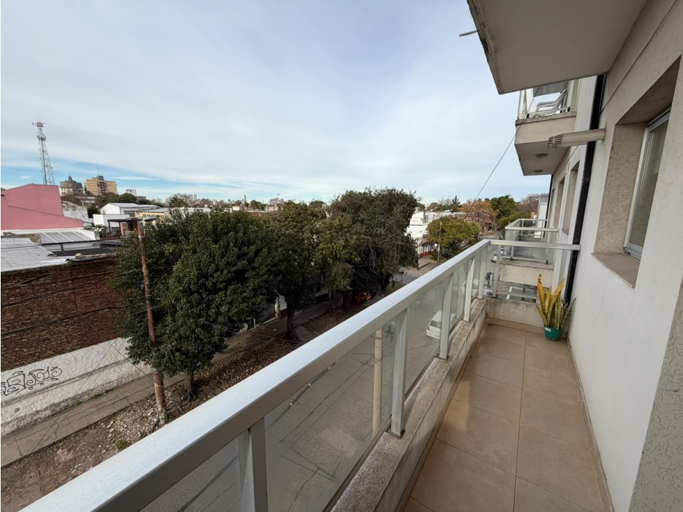 Departamento en Zarate con un dormitorio, balcon y cochera en venta - 6