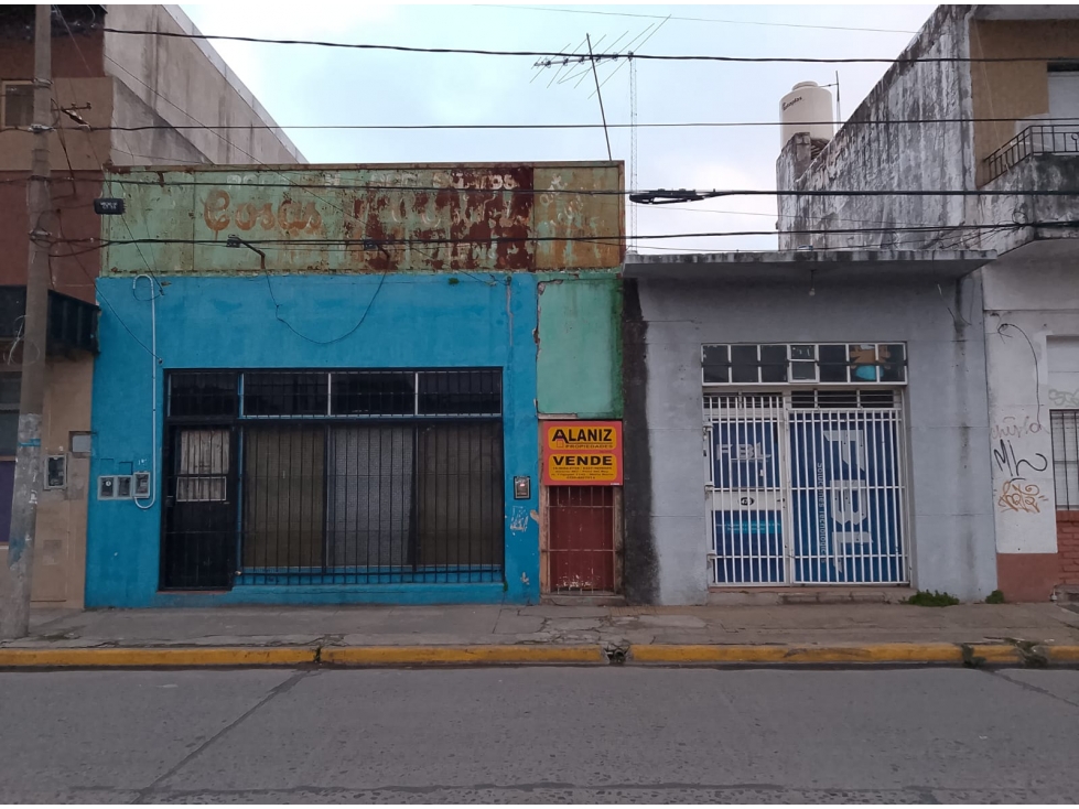Vendo en Paso del Rey Centro fte estación dos locales con vivienda - 1