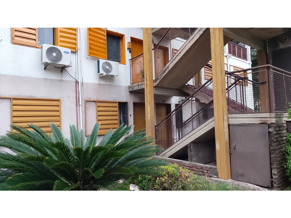 Vendo departamento en Barrio Policíal de Padua - 1