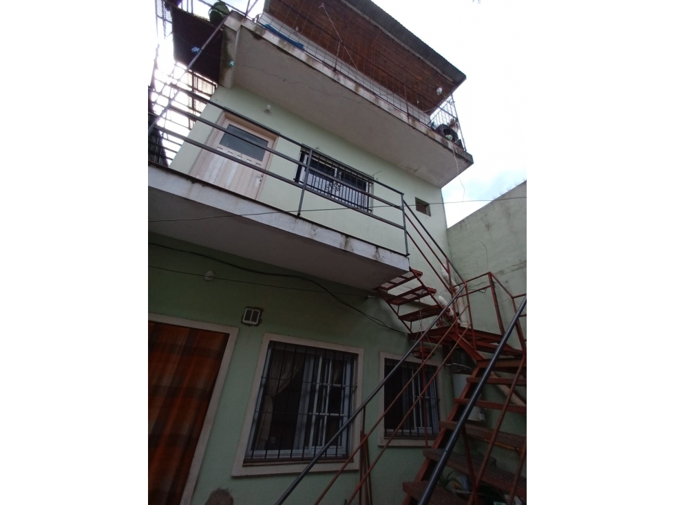 Oportunidad en Merlo vendo enn Block complejo con 12 habitaciones - 2