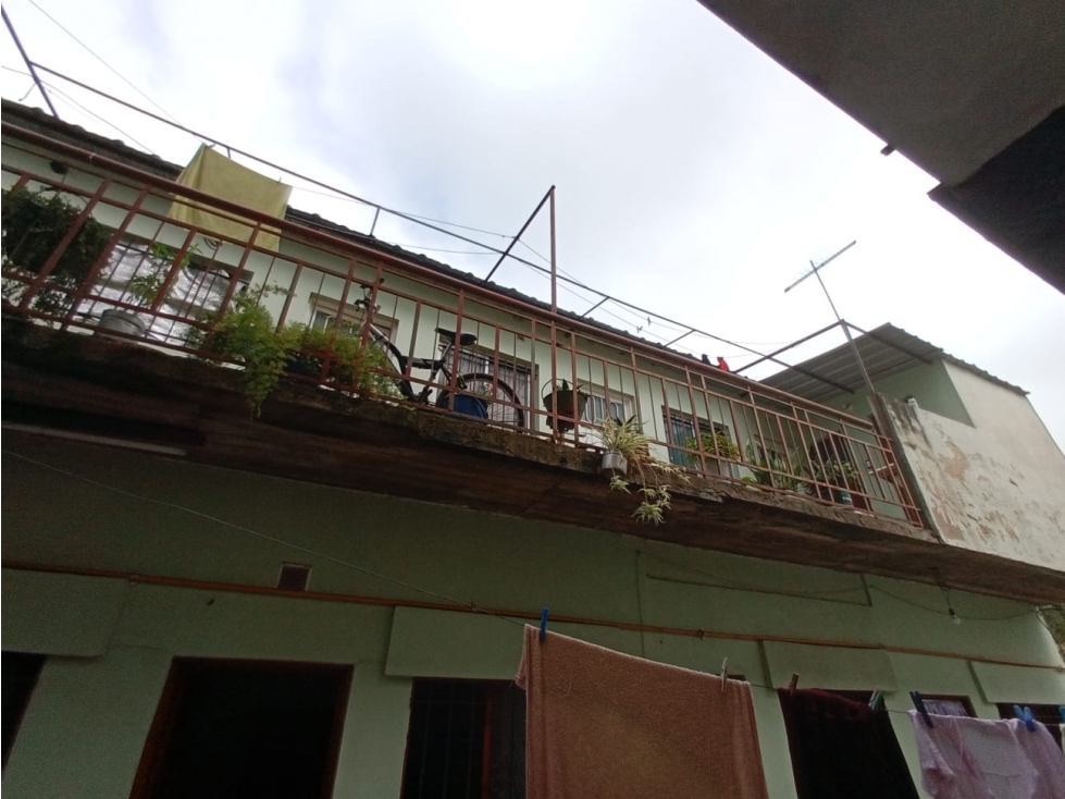 Oportunidad en Merlo vendo enn Block complejo con 12 habitaciones - 3