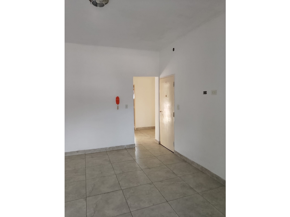 Alquilo departamento en Paso del Rey Centro — foto 3