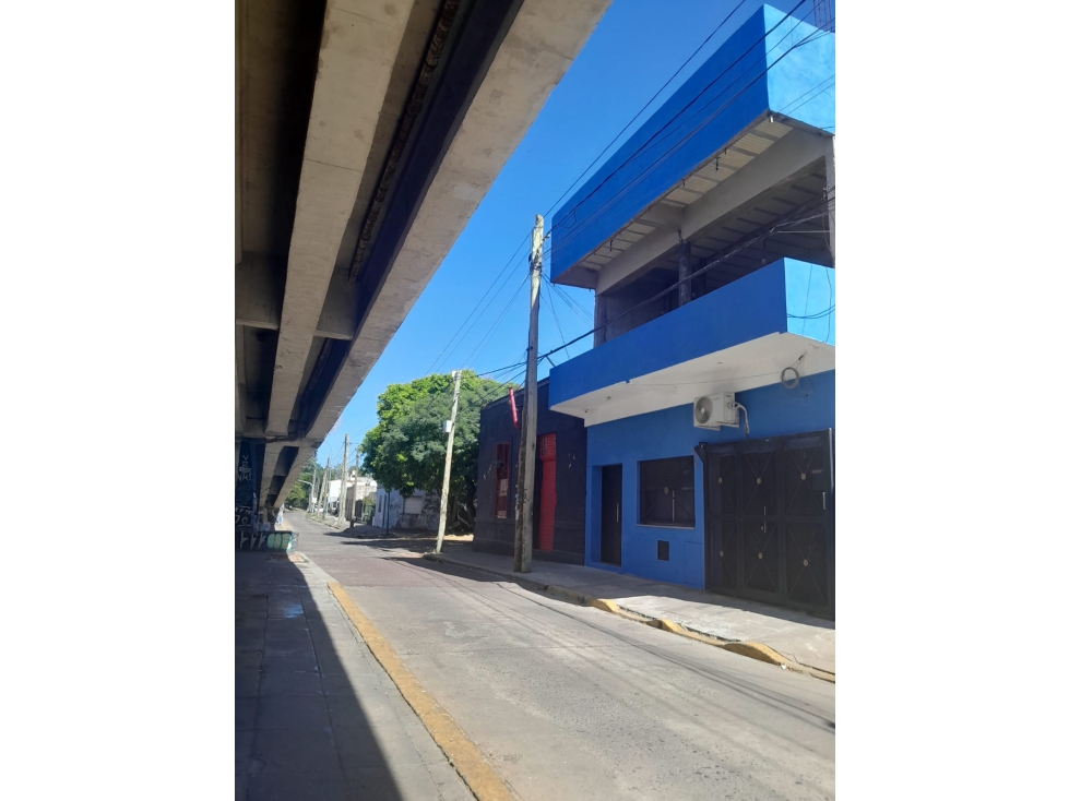Venta Merlo Centro casa terminada con losa en tres niveles — foto 5