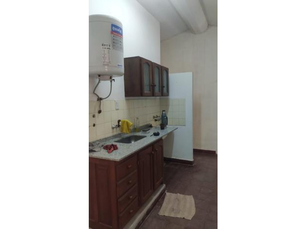 Casa en venta de 2 Dormitorios - 4