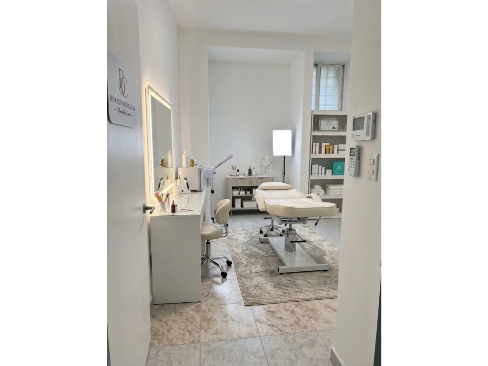 ALQUILER | CONSULTORIO / BOX PROFESIONAL - 2