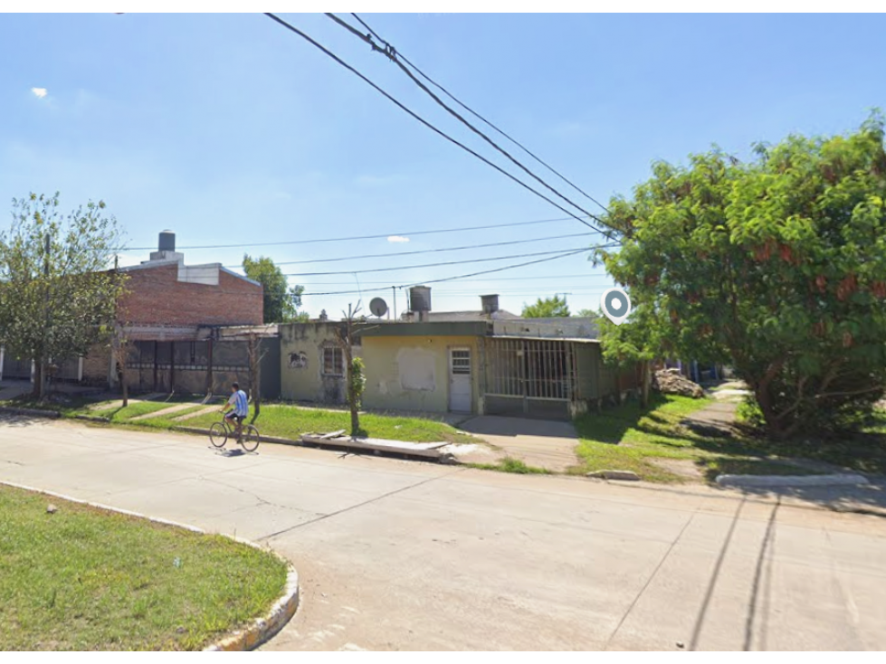 EN VENTA | ESQUINA SOBRE AV. LISANDRO DE LA TORRE 2302 - 3