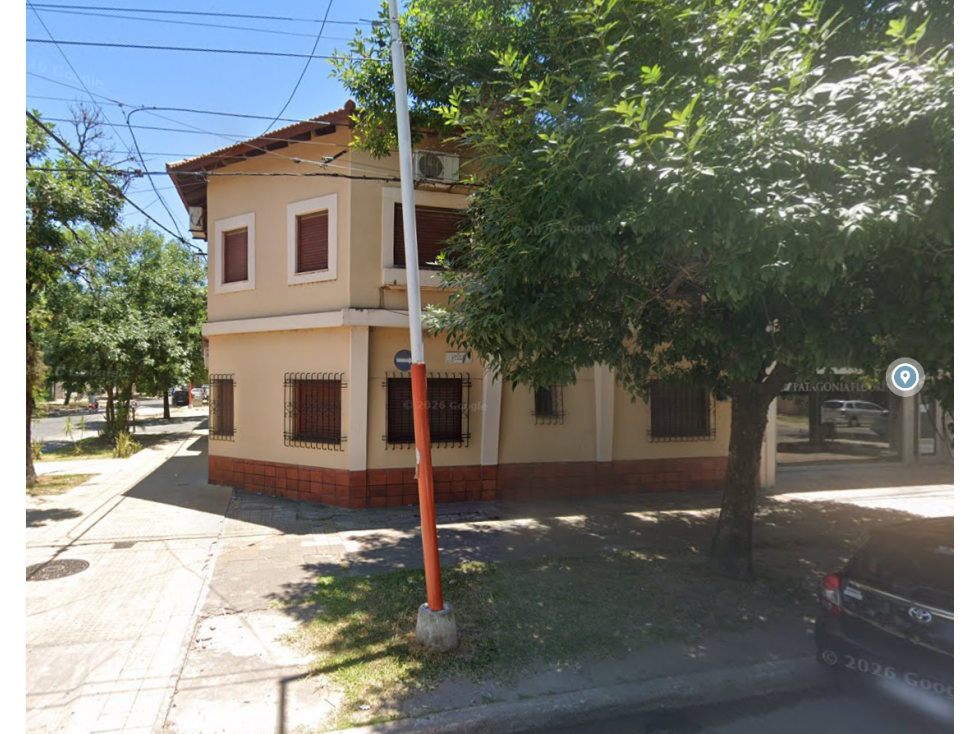 ALQUILER COMERCIAL EN PLENO MICROCENTRO - 2
