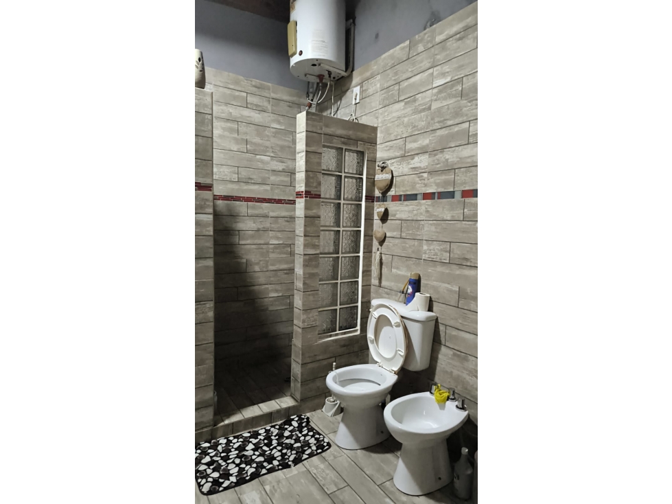 CASA EN VENTA BARRIO CARPINCHO MACHO - 5