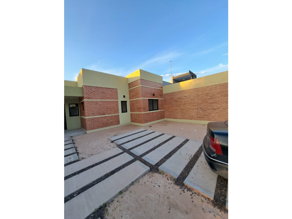 CASA A ESTRENAR EN ZONA NORTE  DE MÁXIMO CRECIMIENTO — foto 5