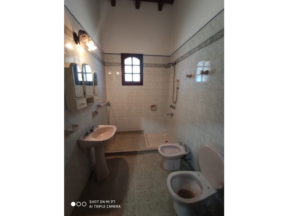 ALQUILER COMERCIAL EN PLENO MICROCENTRO - 6