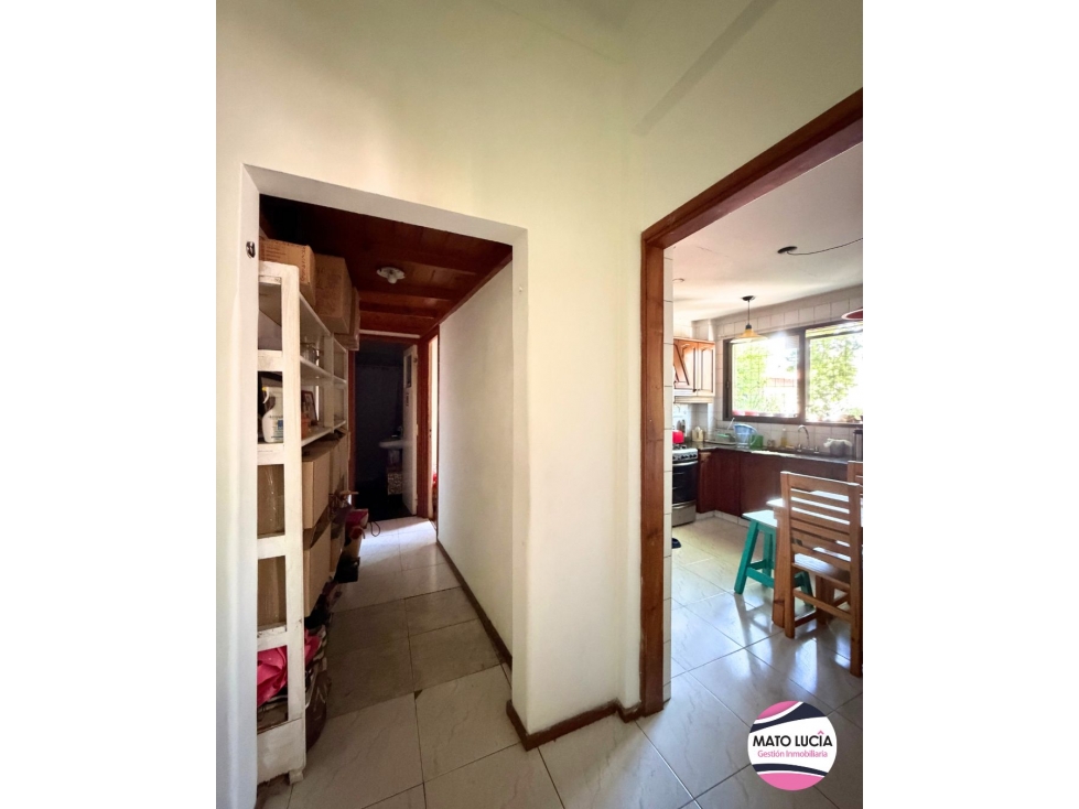 3 AMBIENTES CON BALCON - 2DO POR ESCALERA - MUY LUMINOSO! - 5