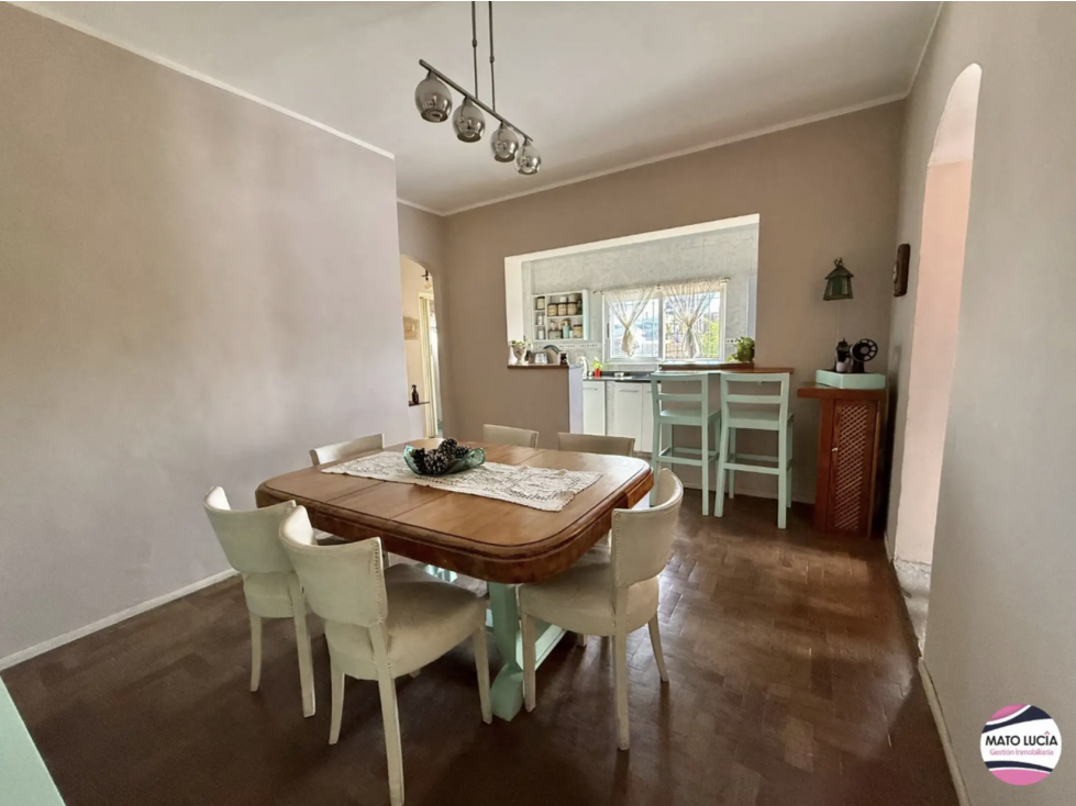 IMPECABLE PH PRIMER PISO POR ESCALERA CON BALCON Y TERRAZA - 6