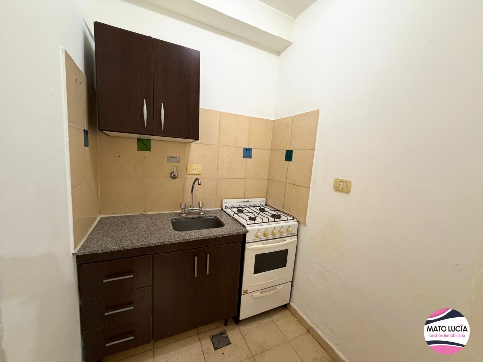 Monoambiente con Patio - Planta Baja - 4