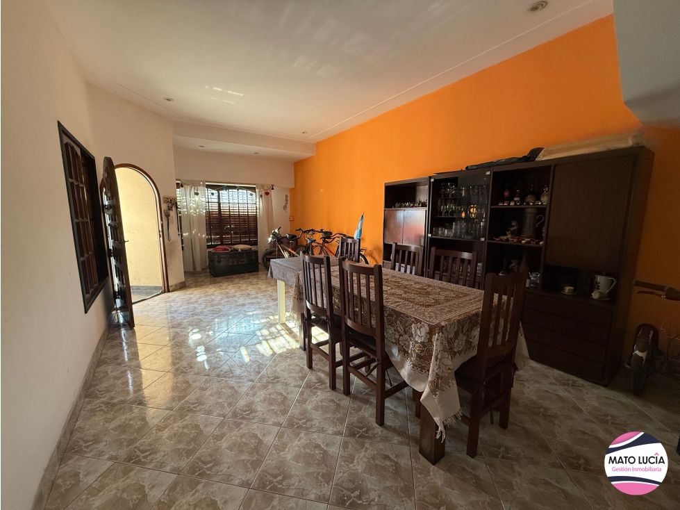 Casa en Venta - 6 Amb - Garage - Jardin - Terraza - 2