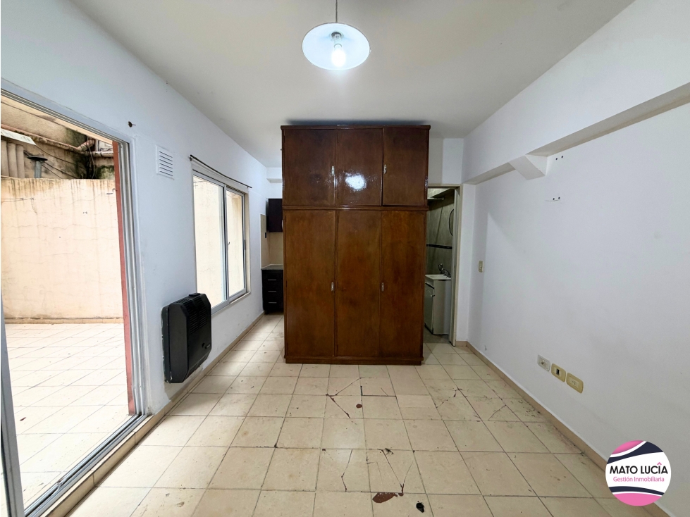 Monoambiente con Patio - Planta Baja - 3