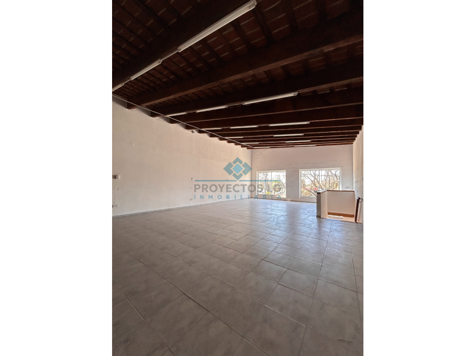 ALQUILER - LOCAL COMERCIAL EN PLENO CENTRO - JESÚS MARÍA-PLANTA ALTA - 3