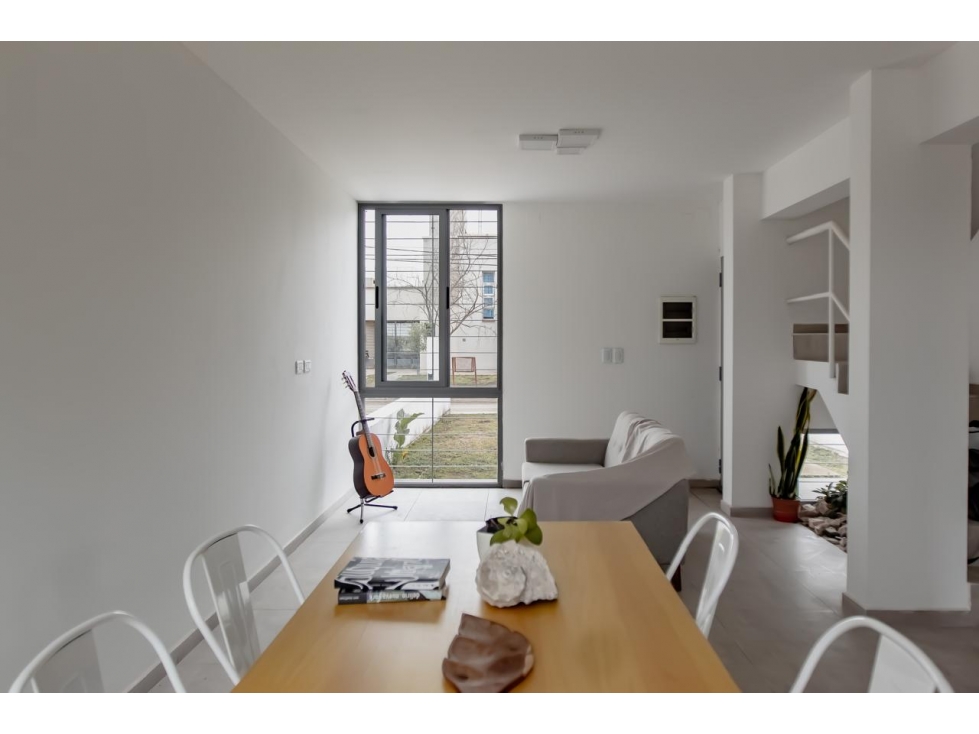 VENTA- 4 DUPLEX-2 DORM. B° LOS NOGALES, JESÚS MARÍA - 3