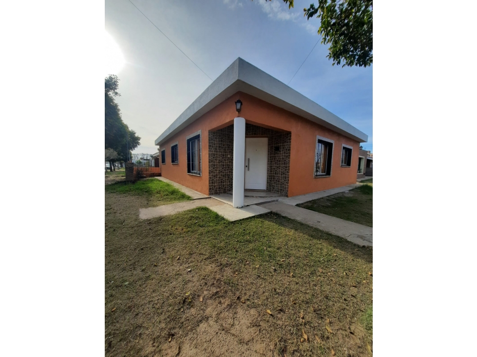 VENTA- CASA 2 DORM.- COLONIA CAROYA - 3