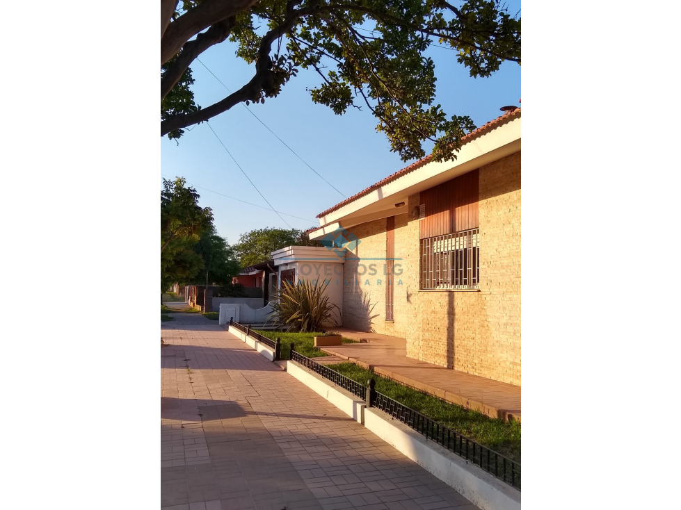 VENTA CASA 2 DORM EN PLENO CENTRO DE COLONIA CAROYA APTO CRÉDITO - 3