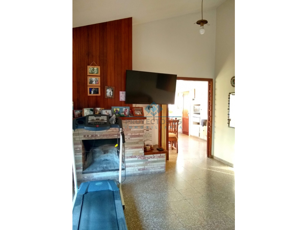 VENTA CASA 2 DORM EN PLENO CENTRO DE COLONIA CAROYA APTO CRÉDITO - 5