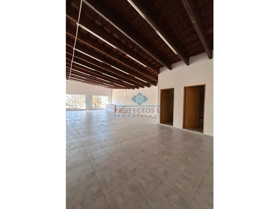 ALQUILER - LOCAL COMERCIAL EN PLENO CENTRO - JESÚS MARÍA-PLANTA ALTA - 4