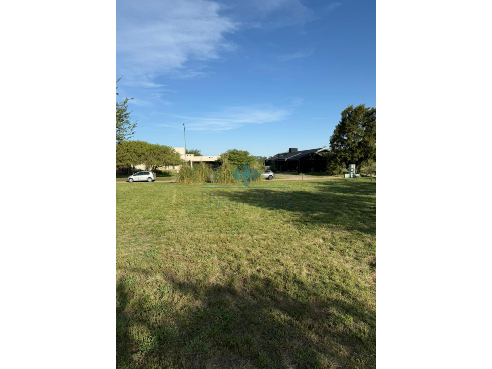 VENTA - LOTE 1500 M2 - B° BARRANCAS, JESUS MARIA - 2