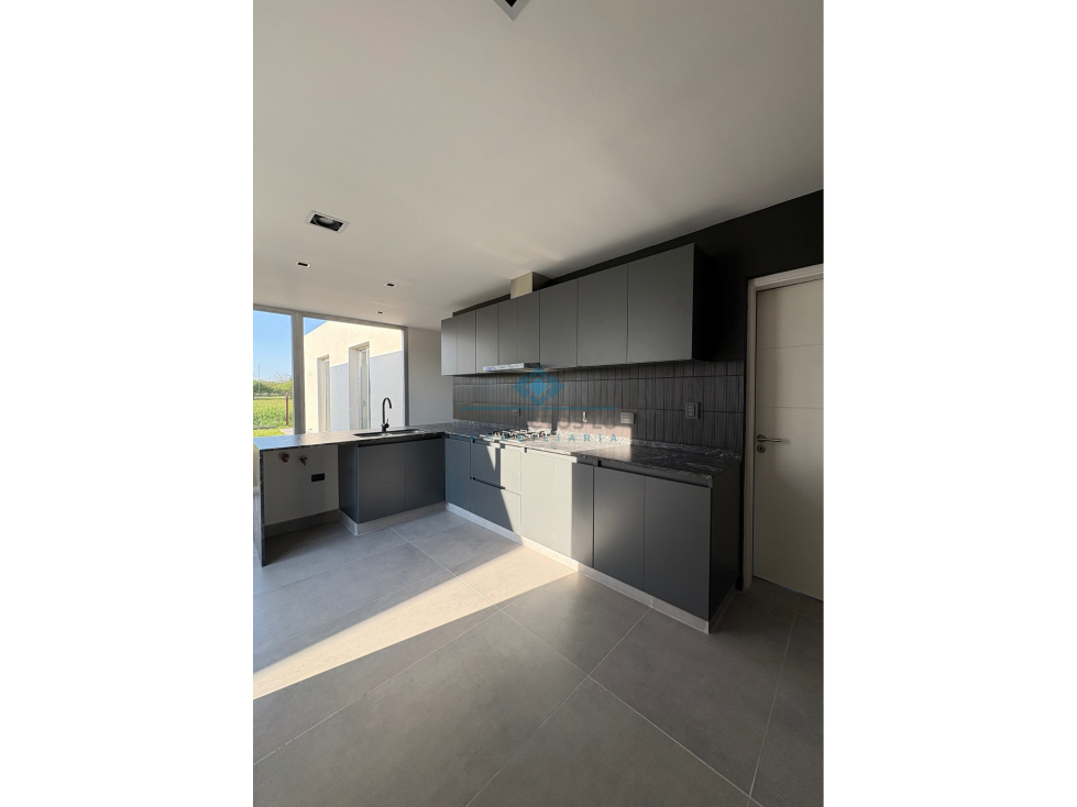 VENTA-CASA A ESTRENAR BARRIO ALTO LOS MOLINOS- JESÚS MARÍA - 2
