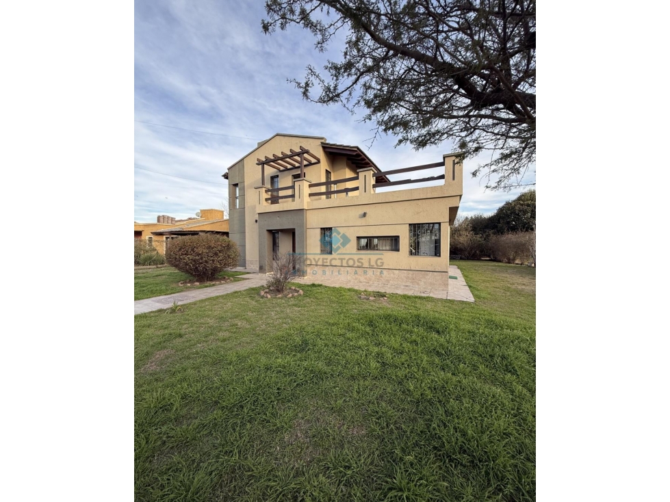 VENTA-CASA 3 DORM+QUINCHO+PILETA-JESUS MARIA - 2