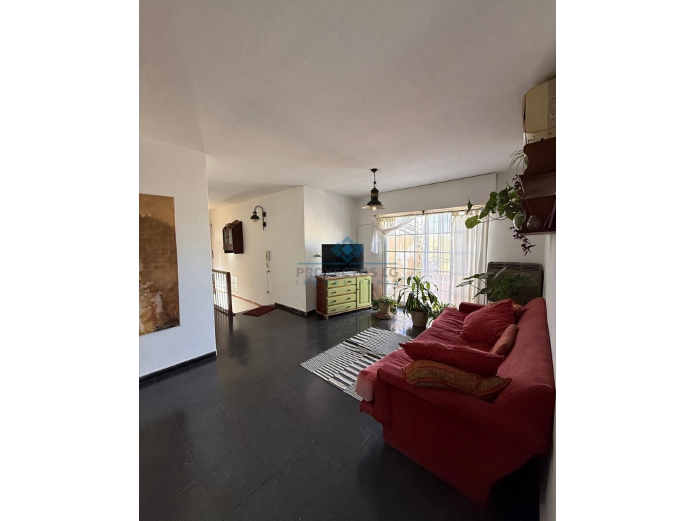 VENTA-PROPIEDAD MIXTA: COMERCIO + VIVIENDA- JESUS MARIA — foto 2