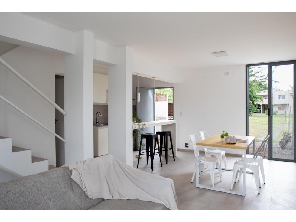 VENTA- 4 DUPLEX-2 DORM. B° LOS NOGALES, JESÚS MARÍA - 2