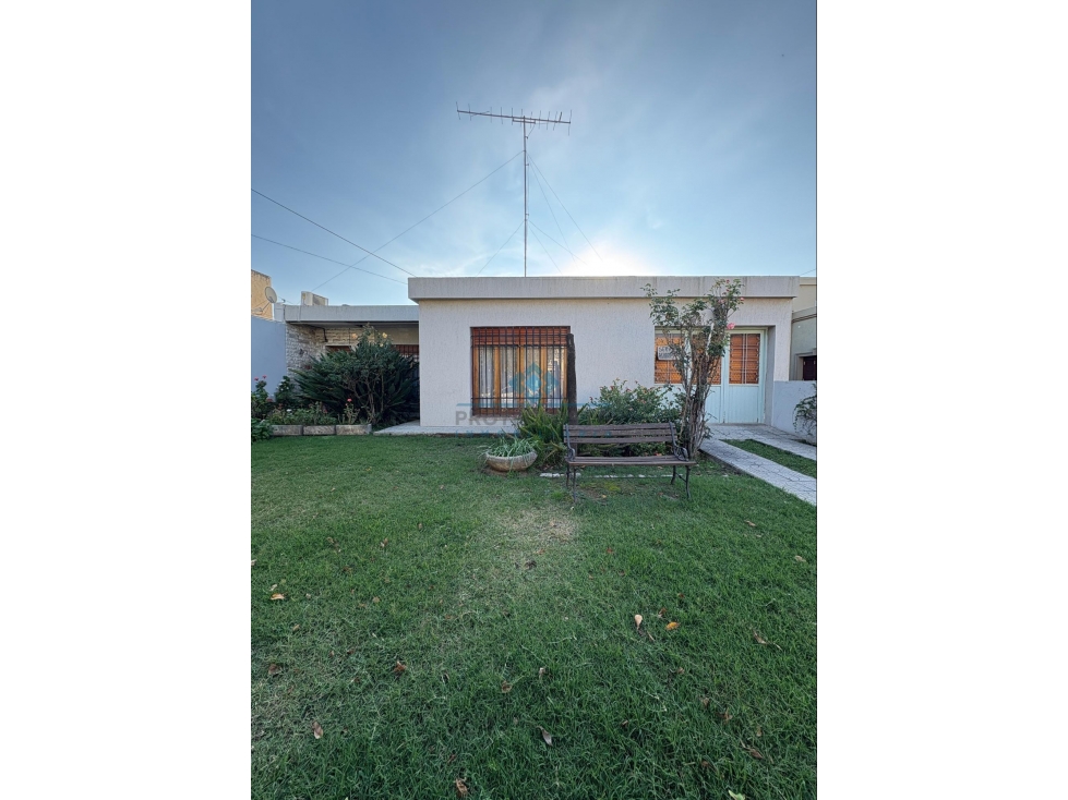 ¡OPORTUNIDAD EN JESÃS MARÃA! CASA DE 3 DORMITORIOS A METROS DEL CENTRO - 3