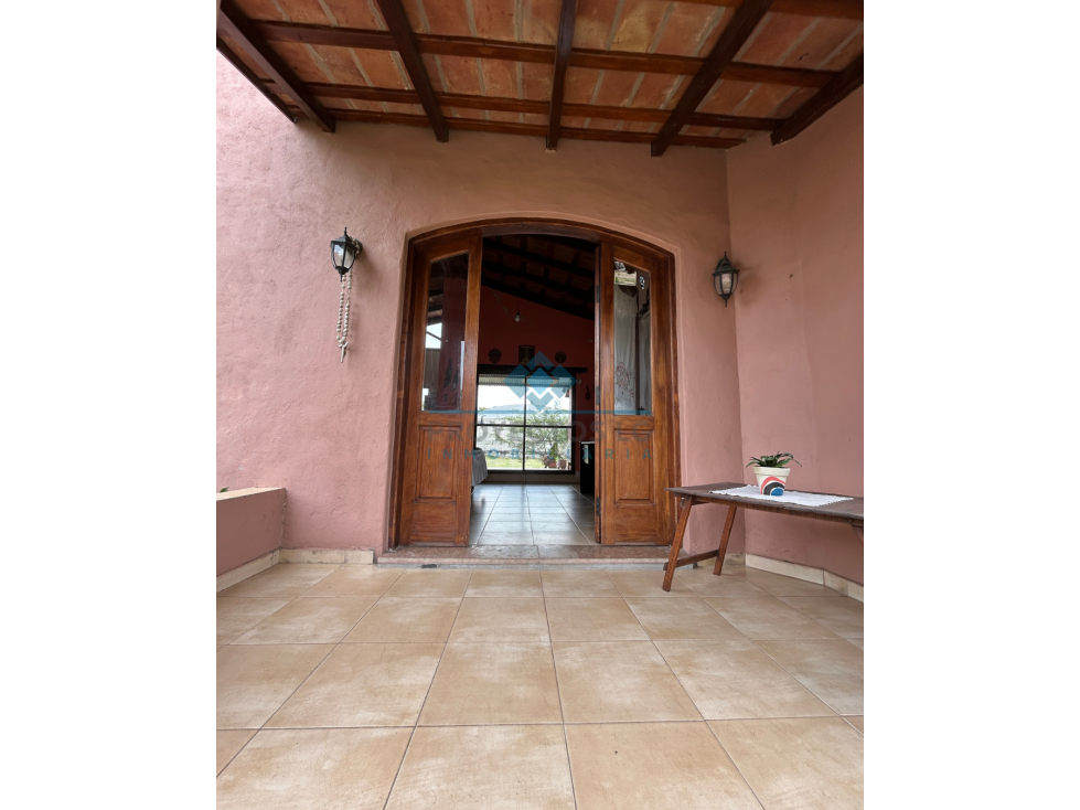 VENTA- CASA 2 DORM+DEPENDENCIA- CON GRAN TERRENO- COLONIA CAROYA - 3